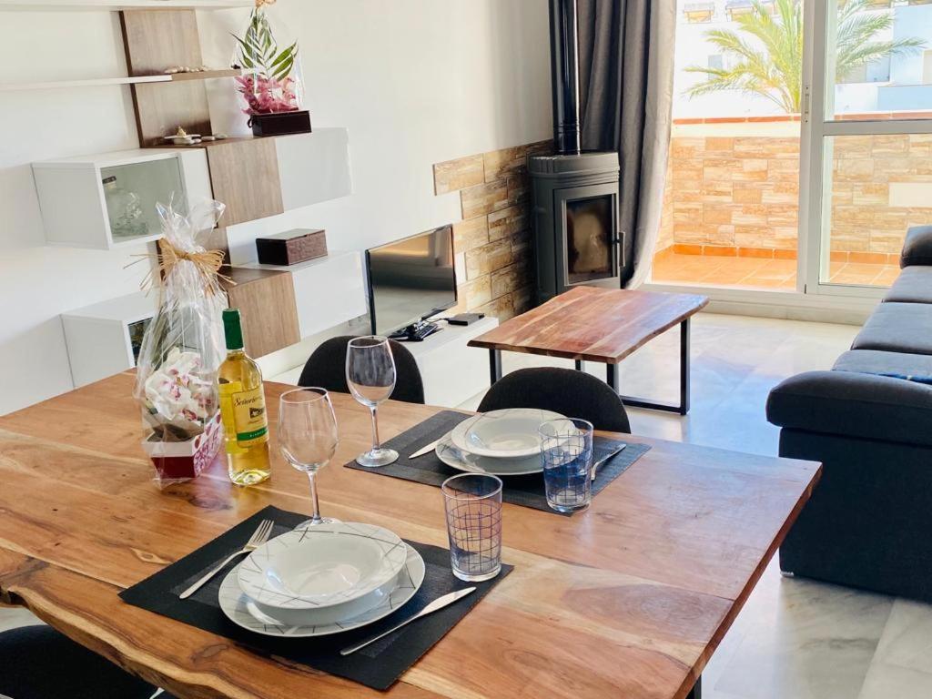 Encantador Atico Con Chimenea Y Piscina En Almeria Apartment *