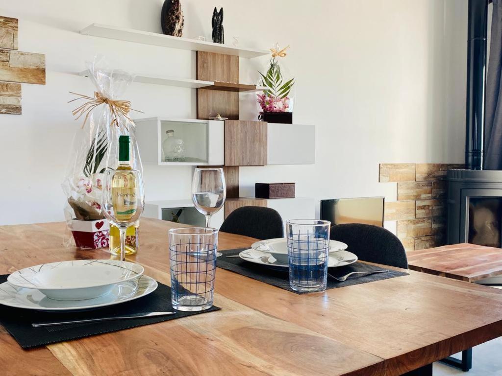 Encantador Atico Con Chimenea Y Piscina En Almeria Apartment *