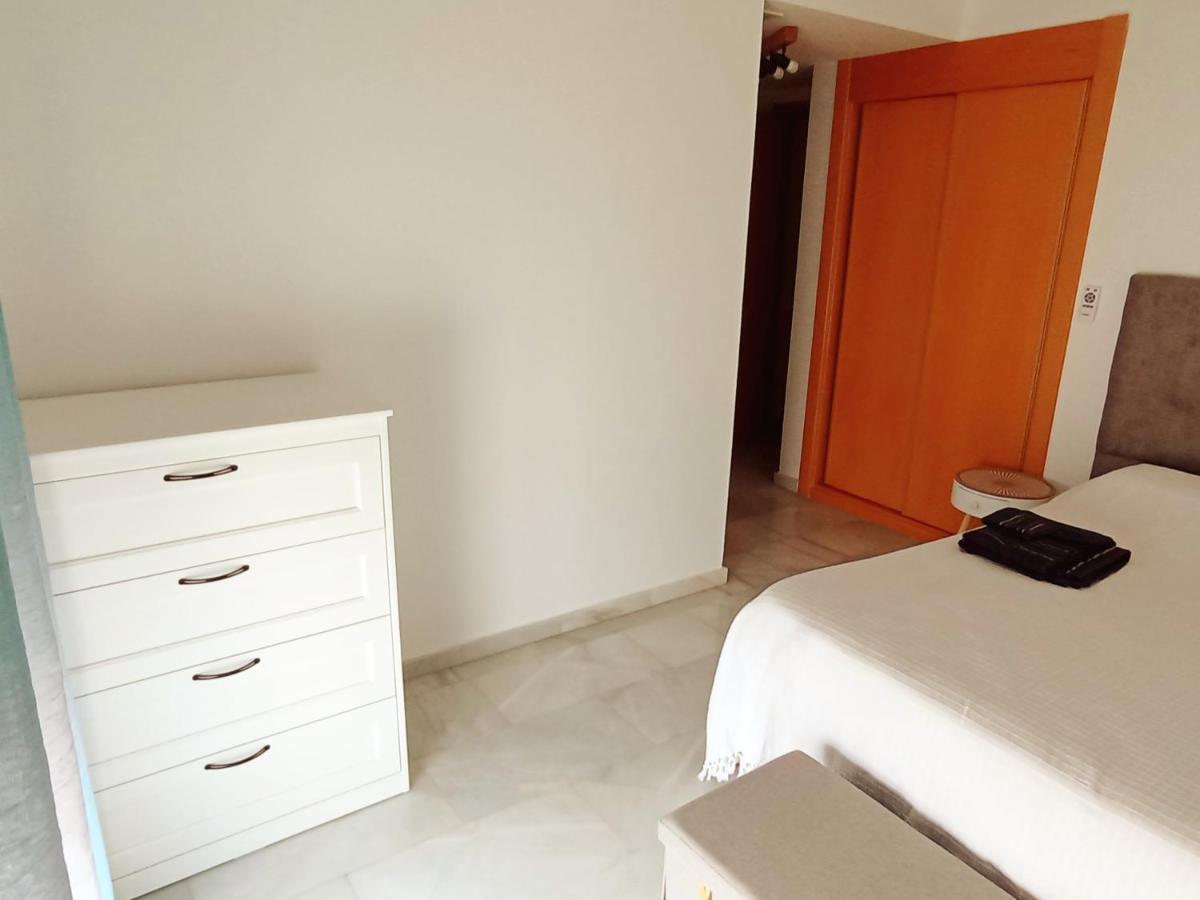 Encantador Atico Con Chimenea Y Piscina En Almeria * Retamar (Almeria)