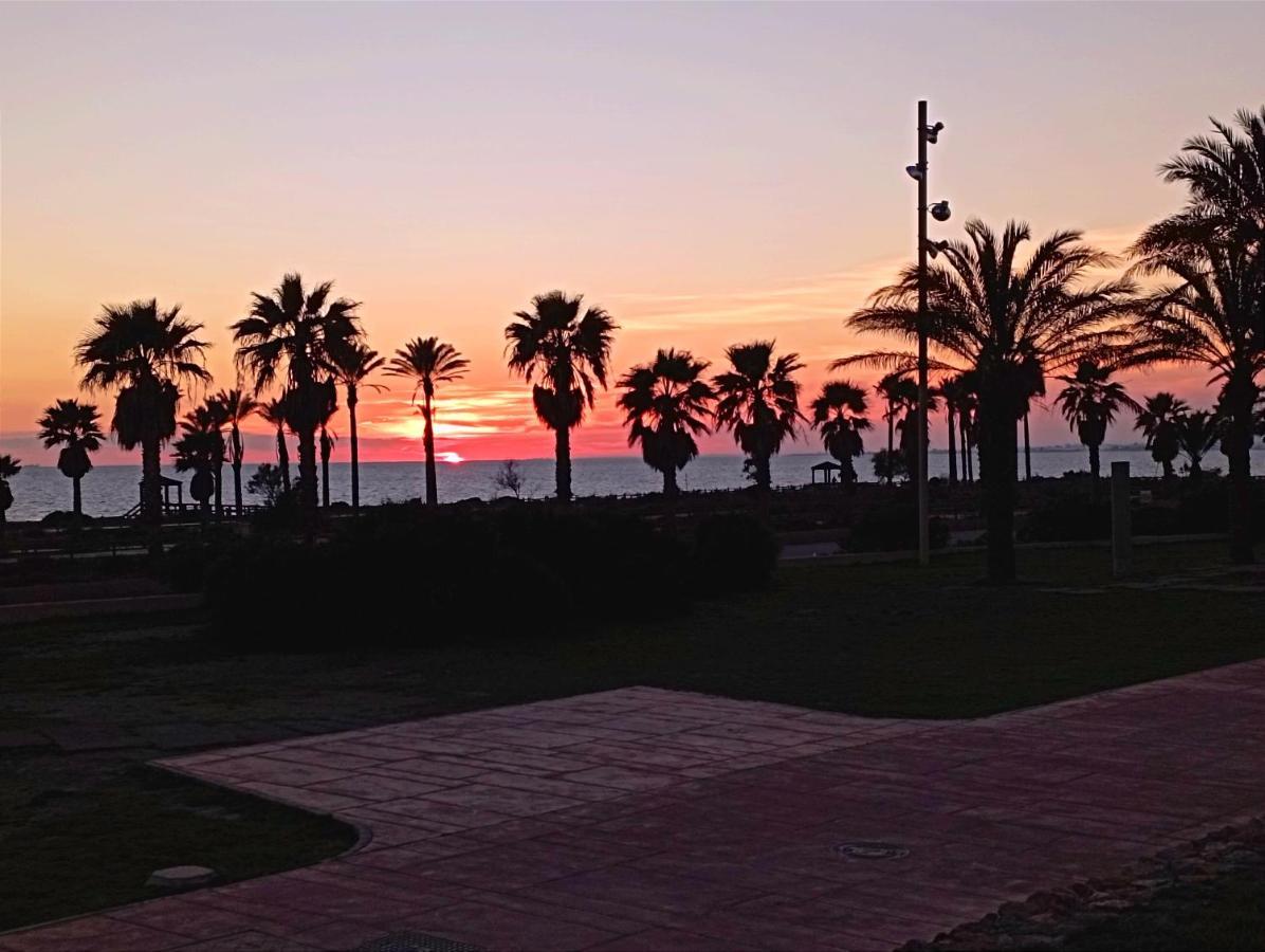 Encantador Atico Con Chimenea Y Piscina En Almeria Apartment